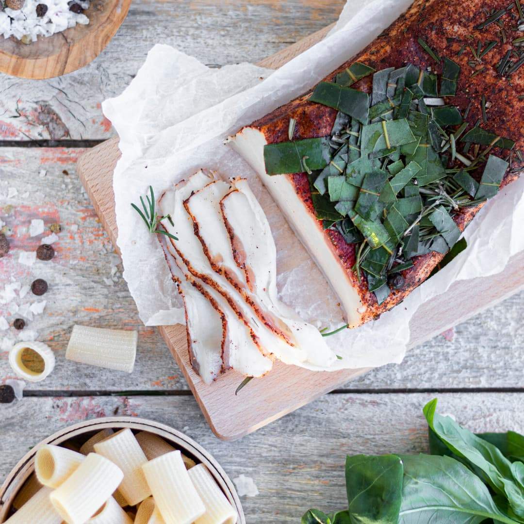 lardo-aromatico-artigianale-di-suino-marchigiano-salumi