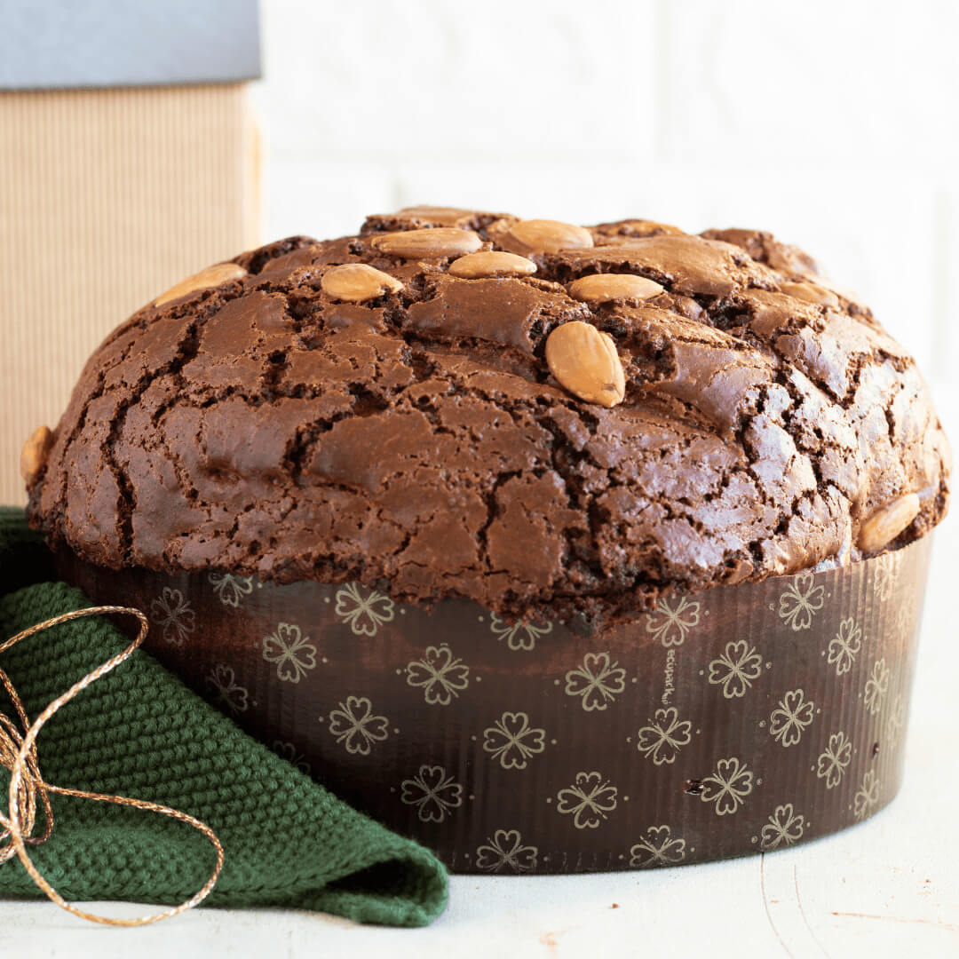 panettone-cioccolato-intero-in-scatola-artigianale-prodotto-nelle-marche